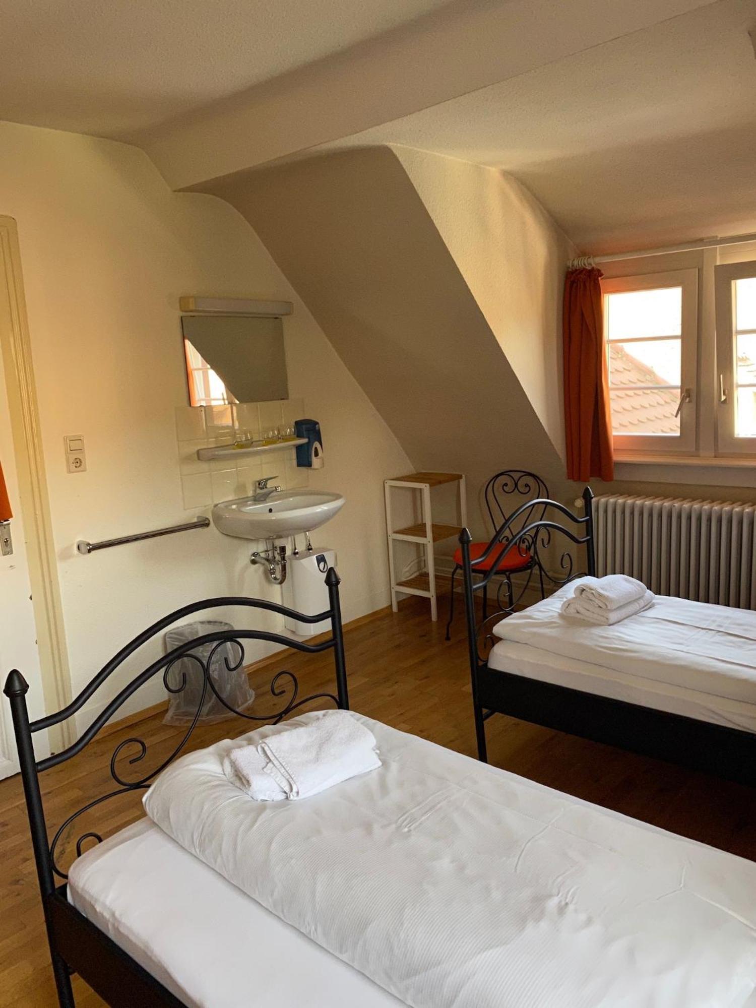 Hotel Gasthaus Schuetzen 프라이부르크 임 브리스가우 객실 사진