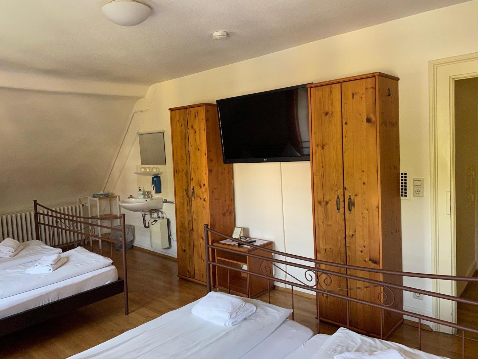 Hotel Gasthaus Schuetzen 프라이부르크 임 브리스가우 객실 사진