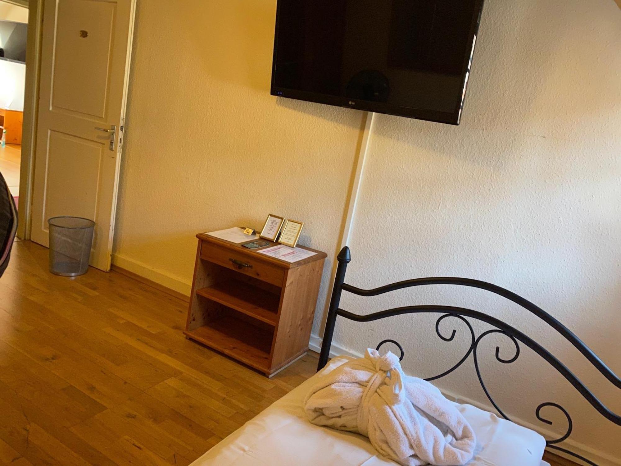 Hotel Gasthaus Schuetzen 프라이부르크 임 브리스가우 객실 사진