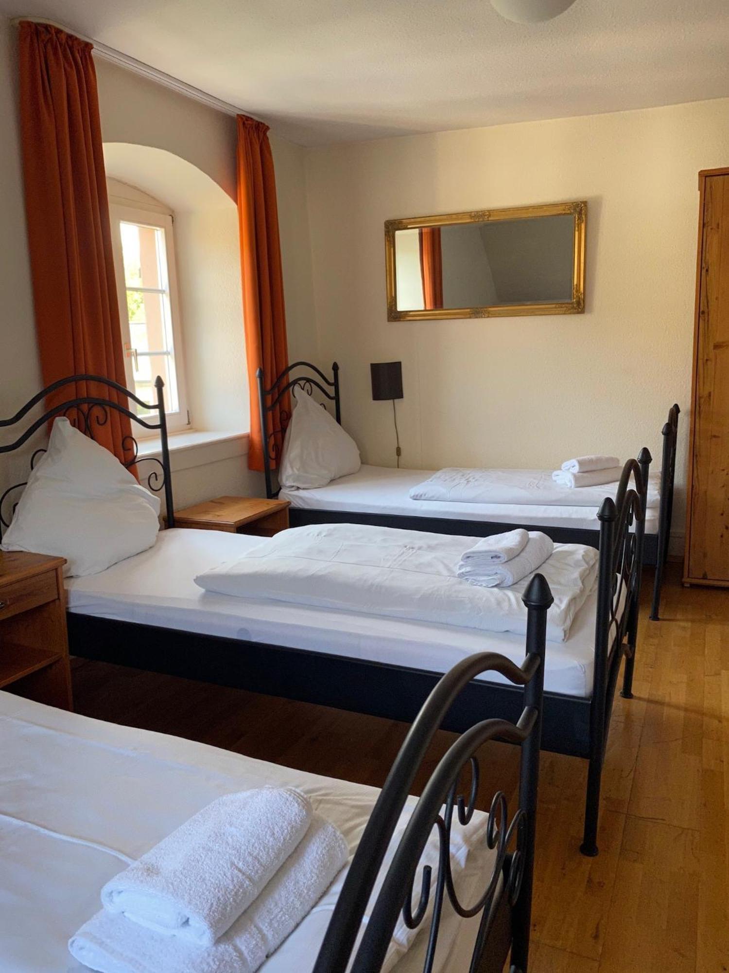 Hotel Gasthaus Schuetzen 프라이부르크 임 브리스가우 객실 사진